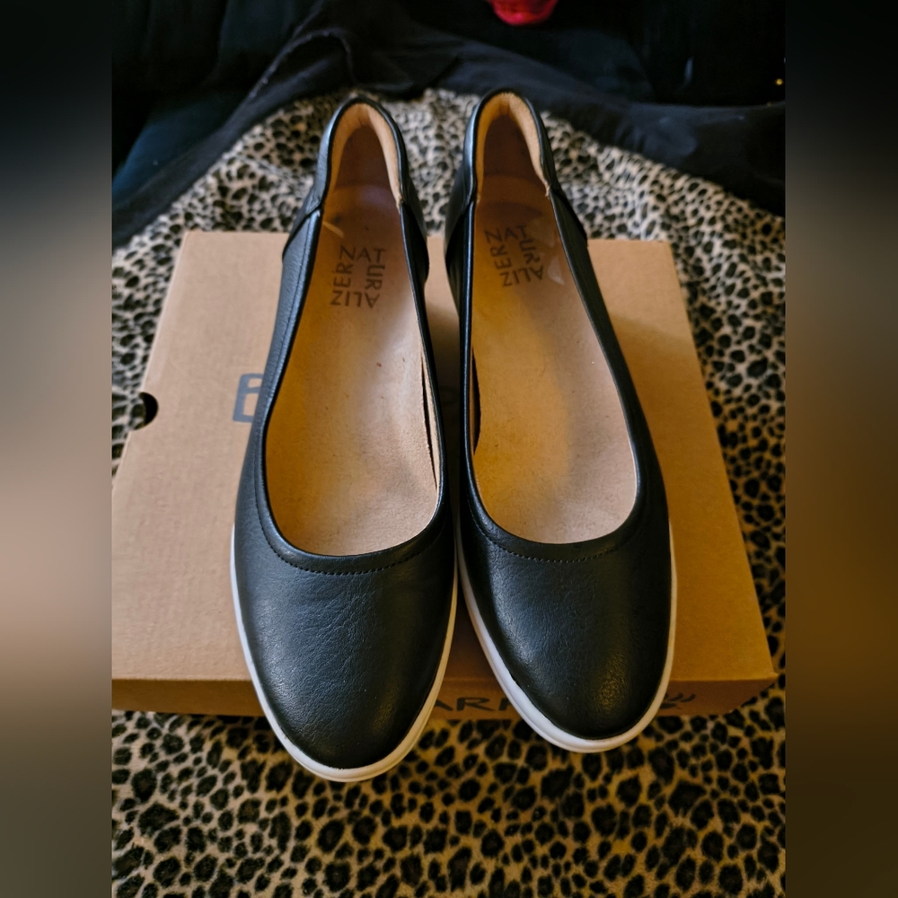 Naturalizer Women's Black Leather Espadrilles Blk 7.5